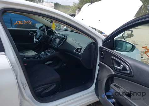 2016 Chrysler 200 Limited z USA, uszkodzony, nr VIN 1C3CCCAB3GN136520